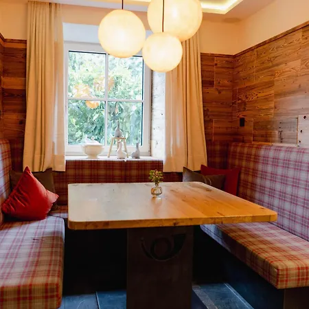 Gasthof Post Guest house Rennweg am Katschberg